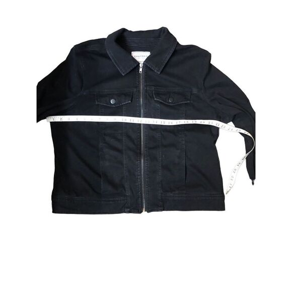 Chambrai black Athleisure zip front jacket - Picture 8 of 11